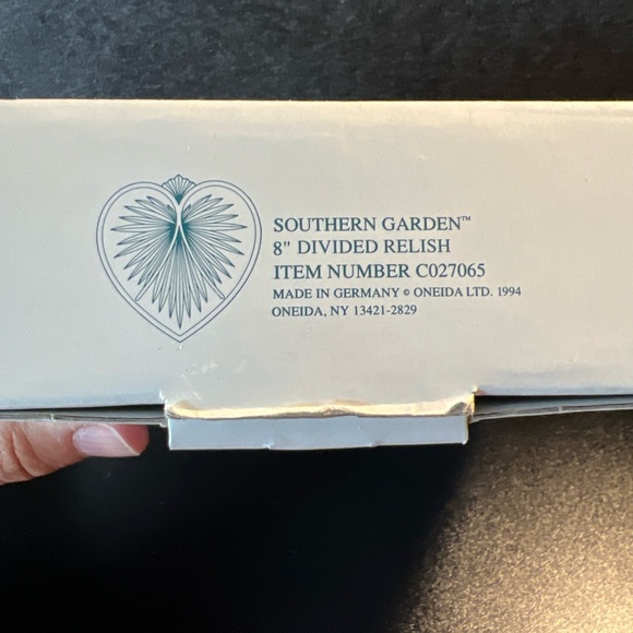 Oneida Crystal SOUTHERN GARDEN 3-Part Relish Dish Heart Shape 8" Germany Cottage - Picture 8 of 8